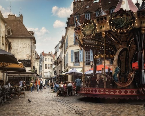 People walking calmly in a pedestrian zone